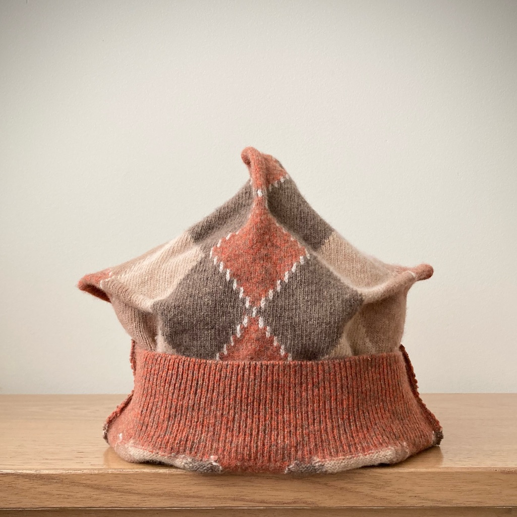 Joodito Origami Crown Wool Sweater Hat Beanie Argyle Preppy Large Brown Orange